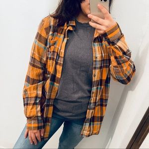 COLUMBIA Orange Flannel 👩🏻‍🎤